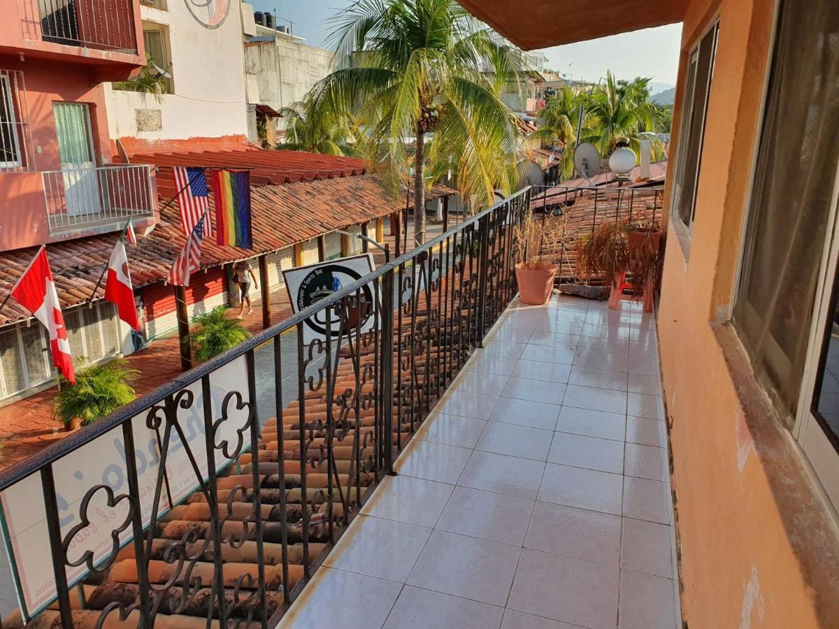 Hotel Amueblados Gaby Zihuatanejo Exterior photo